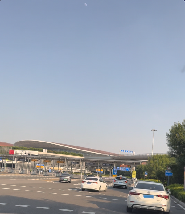 大興機(jī)場(chǎng)停車貴不貴？教你3個(gè)省錢妙招